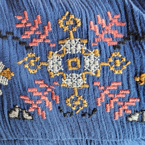 NWT Francesca's Blue Rain Waverly Floral Embroidered Boho Long Sleeve Mini Dress - Picture 8 of 16